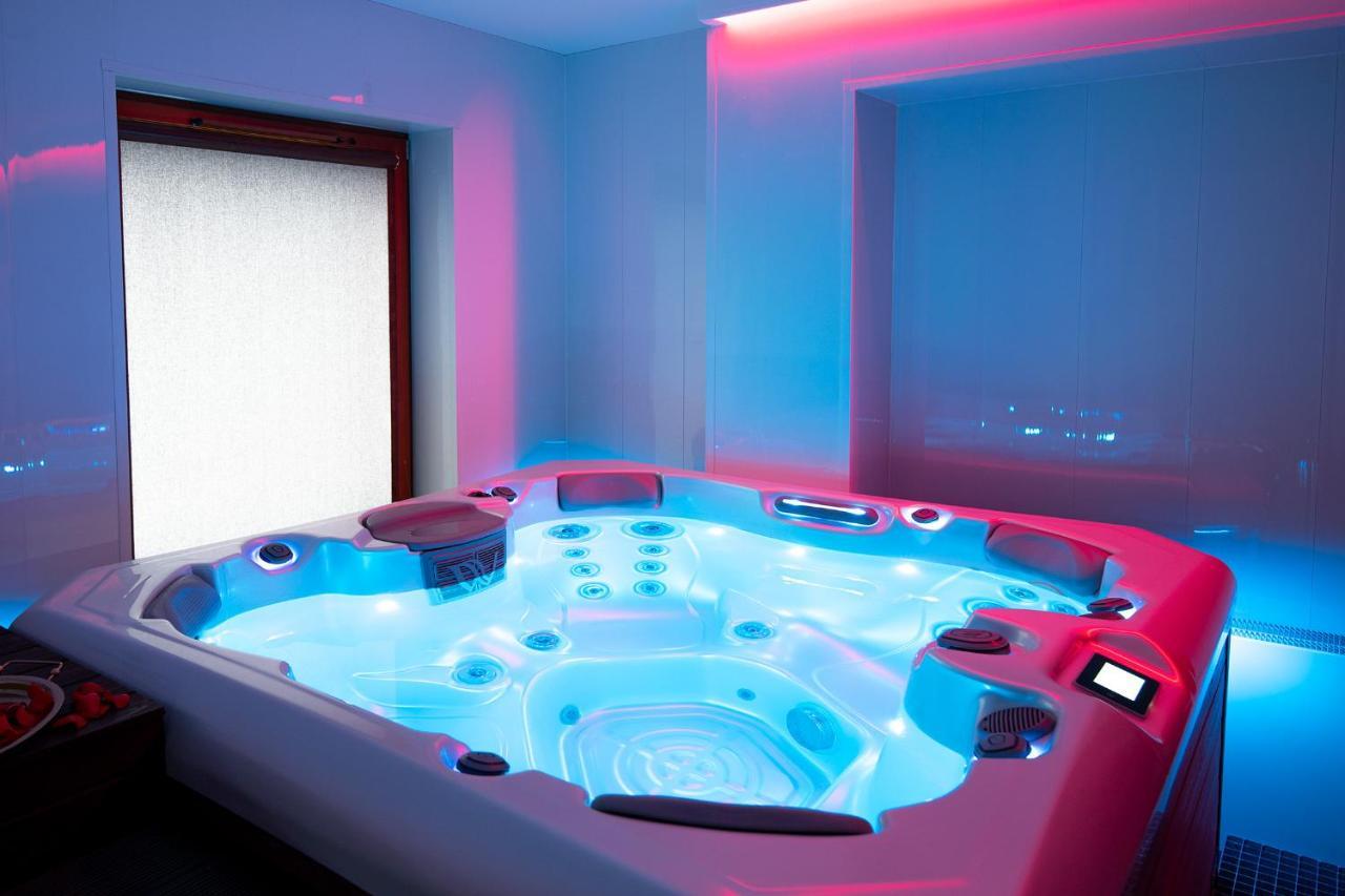 Bona Jacuzzi Club Aparthotel Krasków Exterior foto